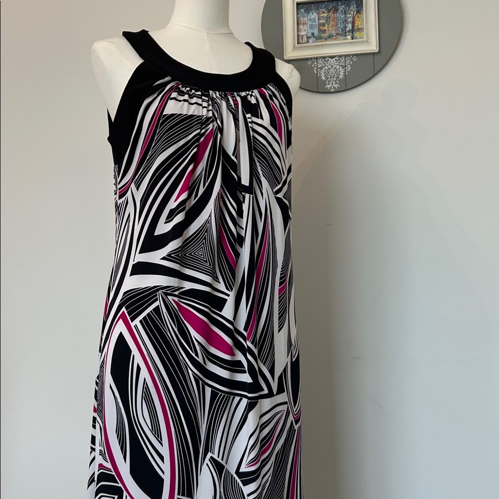 Tiana B Sleeveless Dress Midi Abstract Black & White with Splash of Pink EUC 10 - Picture 6 of 10